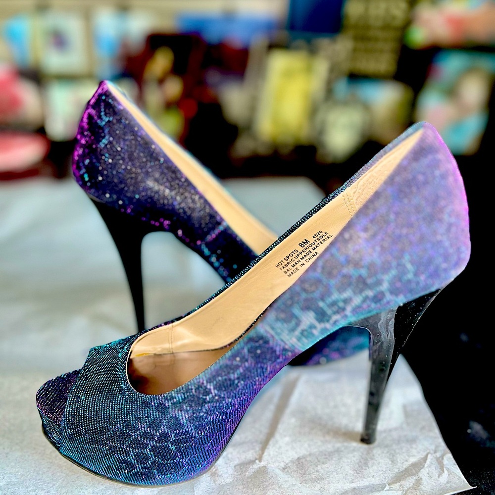 Beautiful color changing heels.
